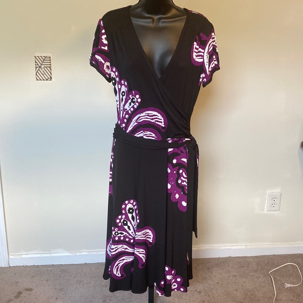 PRE-OWNED WOMEN’S DONNA MORGAN DRESS